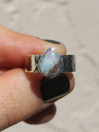 Handmade 925 sterling silver ring with Australian boulder opal stone on a hammered band size 7