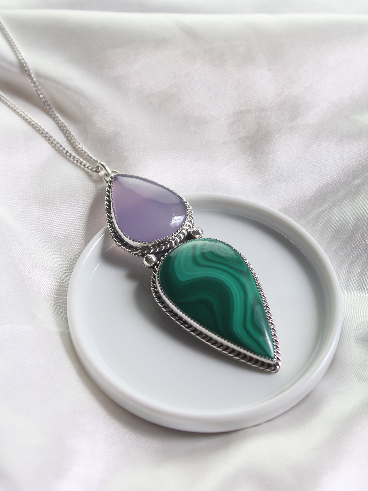 Large handmade 925 sterling silver pendant with lavender chalcedony and malachite lily and William jewelry