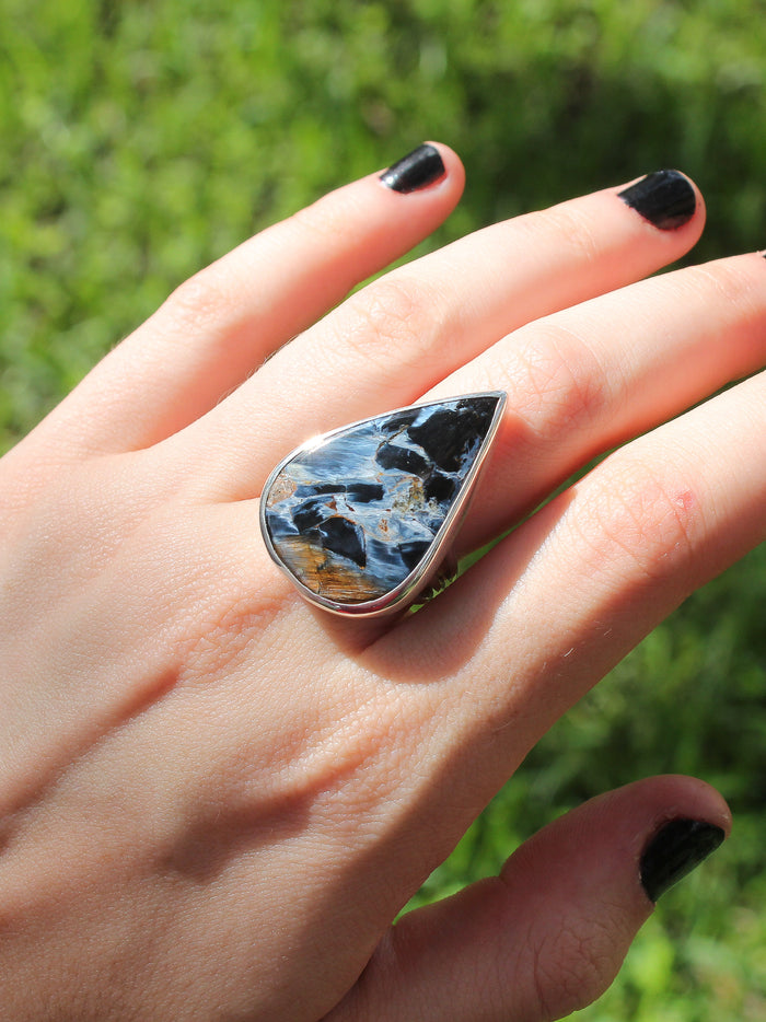 Handmade large statement chatoyant pietersite stone set in 925 sterling silver on a triple band size 7.5