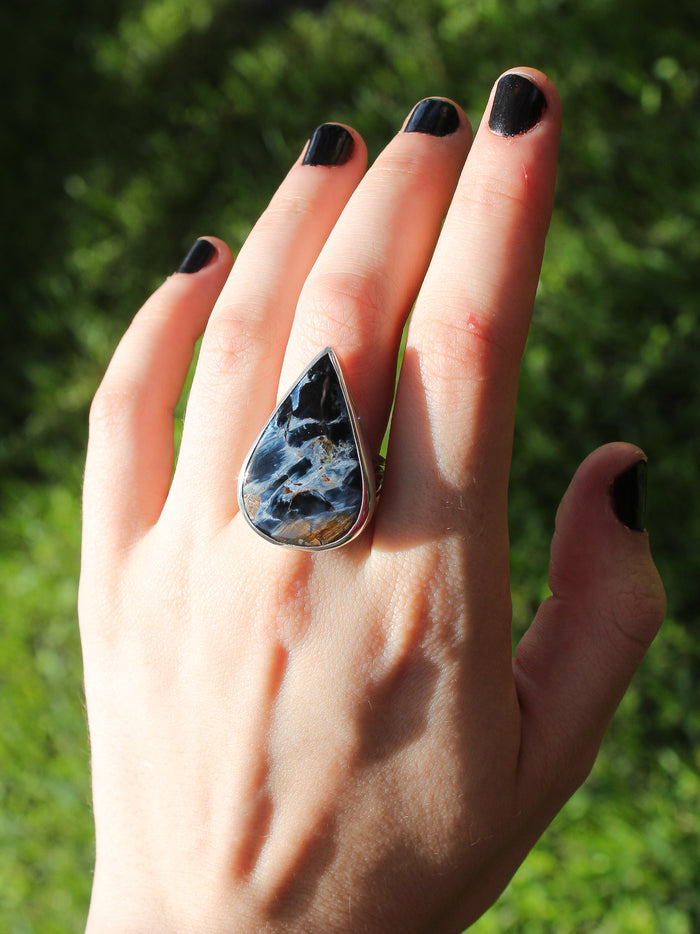 Handmade large statement chatoyant pietersite stone set in 925 sterling silver on a triple band size 7.5