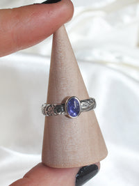 Handmade 925 sterling silver ring with tanzanite stone size 7.25