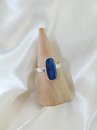 handmade sterling silver blue kyanite ring size 5 plain band