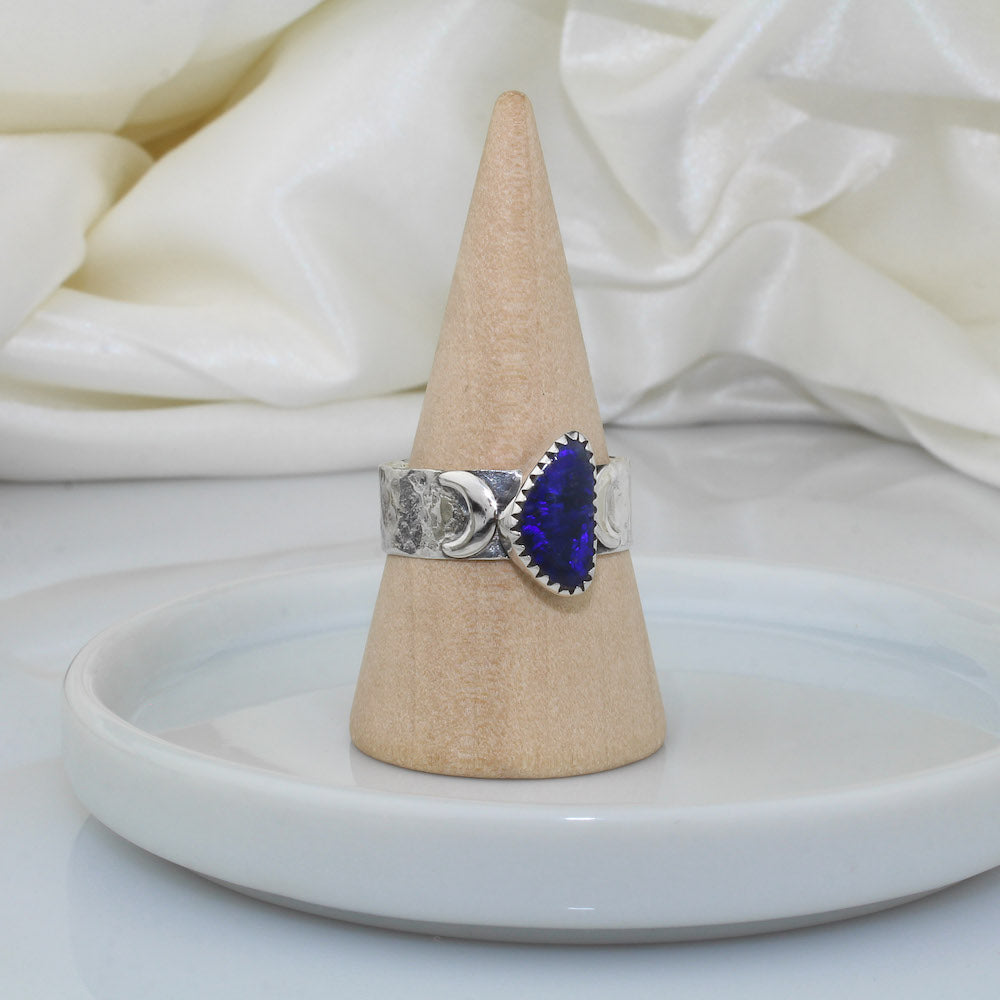 handmade 925 sterling silver australian ring with moon accents